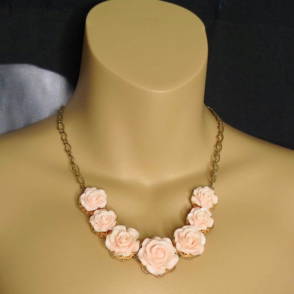 Peach/Blush Rose Necklace